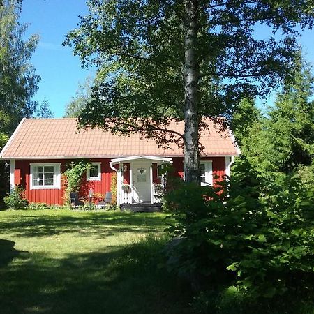 Bjoerkslingan Villa Vimmerby Eksteriør billede