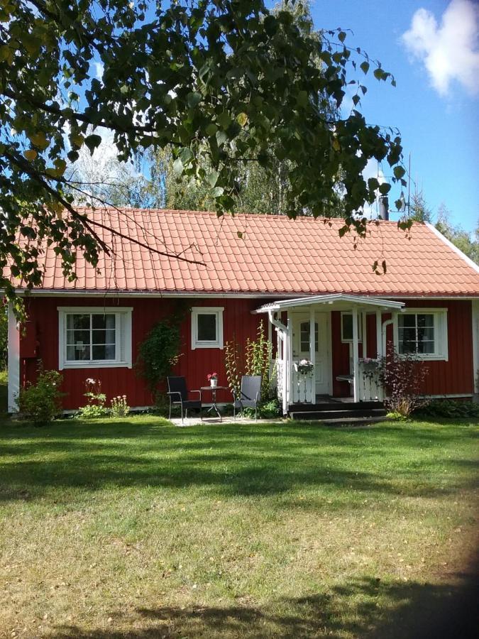 Bjoerkslingan Villa Vimmerby Eksteriør billede