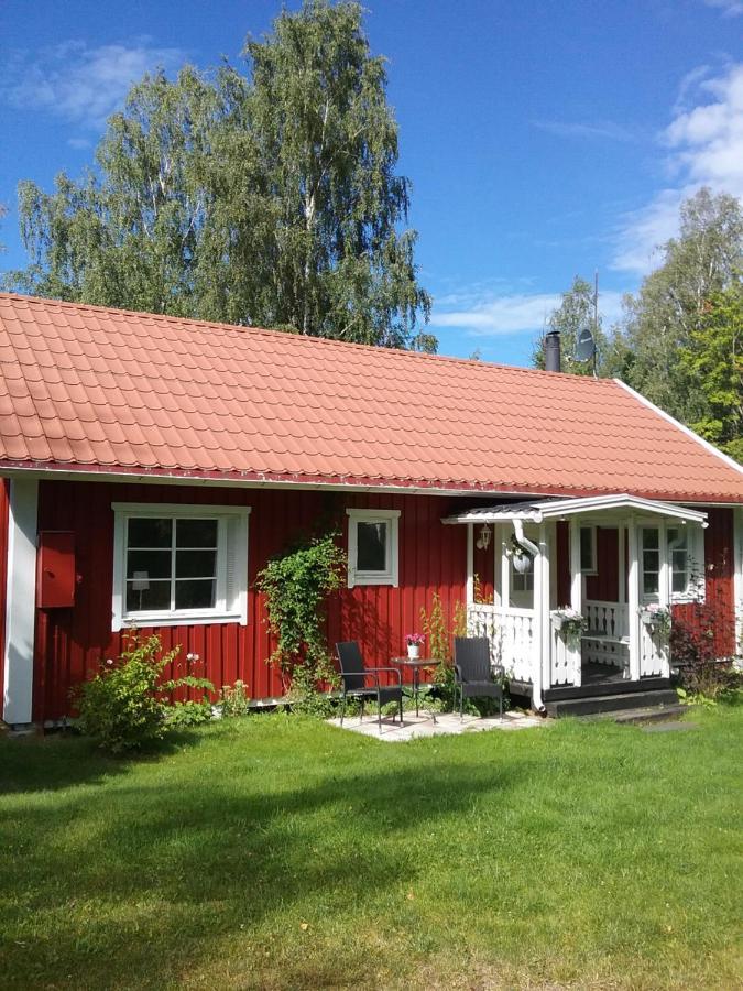 Bjoerkslingan Villa Vimmerby Eksteriør billede